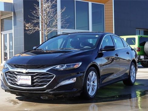 Used 2024 Chevrolet Malibu LT image 3