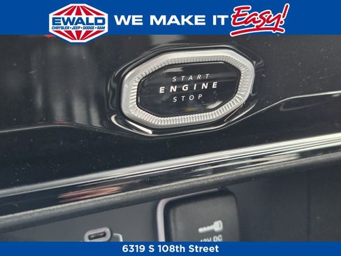 New 2026 Jeep Grand Cherokee L Limited w/ Limited Altitude Package image 6