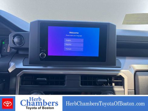 Used 2024 Toyota Tacoma SR5 AWD/4WD image 14