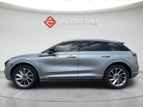 Used 2021 Lincoln Corsair Grand Touring image 4