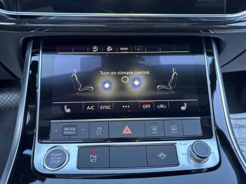 Used 2025 Audi Q7 3.0T Premium Plus image 40