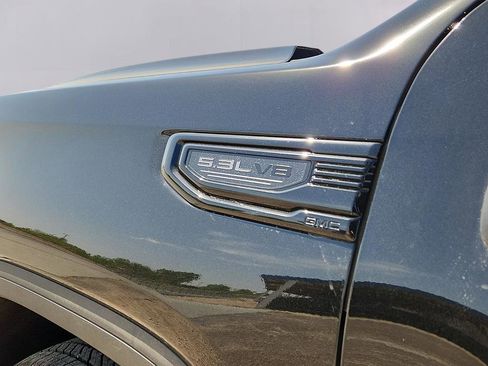 New 2026 GMC Sierra 1500 Elevation image 10