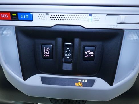 Used 2023 Subaru Forester Premium image 42