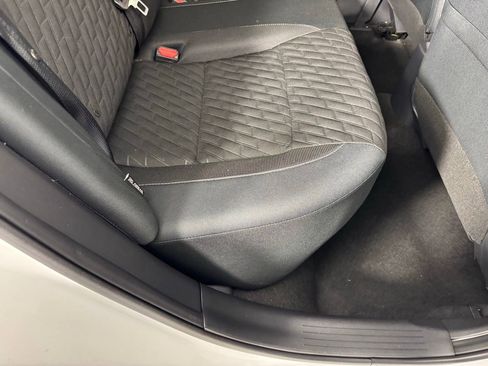 Used 2021 Nissan Kicks S image 25