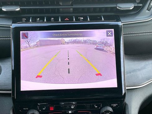 Used 2021 Jeep Grand Cherokee L Limited image 15