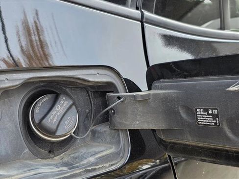 Used 2017 BMW X3 sDrive28i image 13