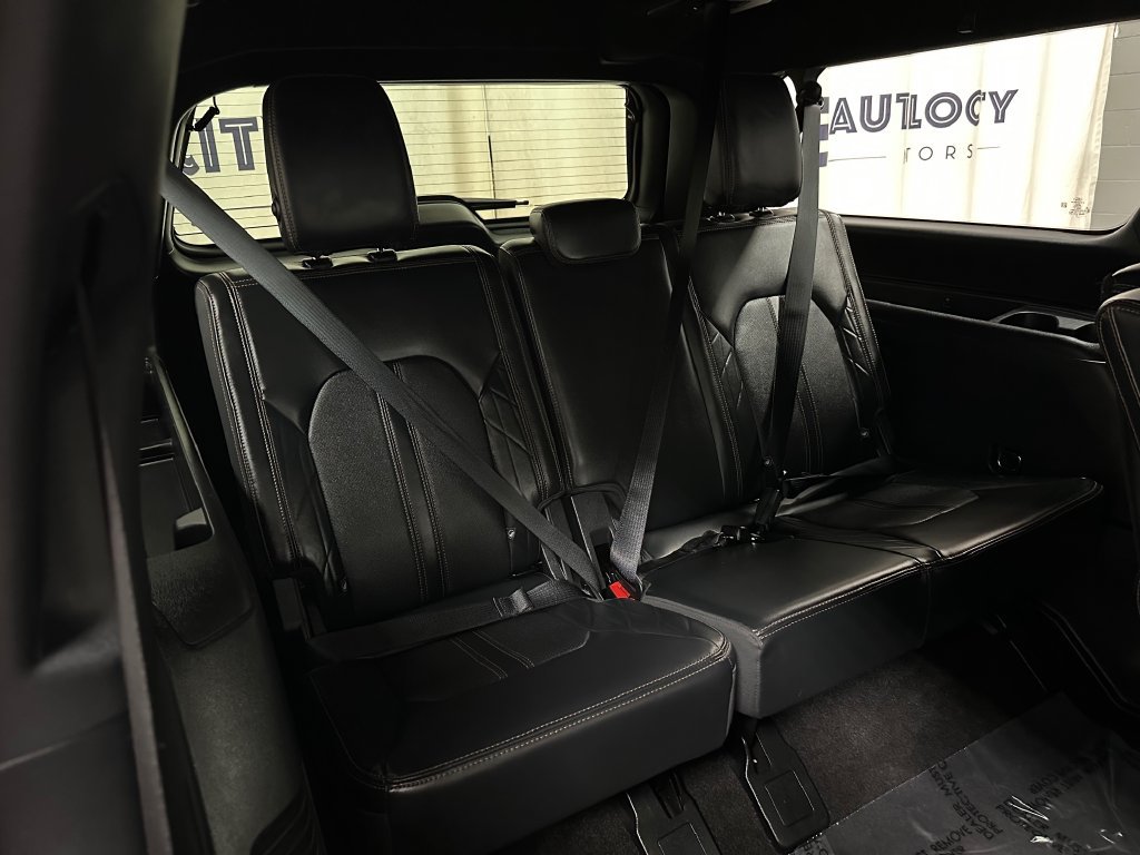 Used 2023 Ford Expedition Max Platinum AWD/4WD image 22
