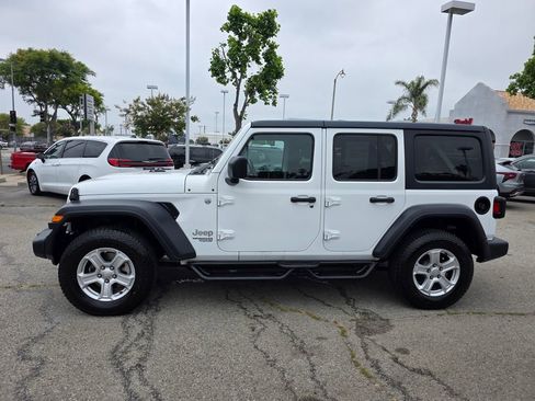 Used 2019 Jeep Wrangler Unlimited Sport S AWD/4WD image 8