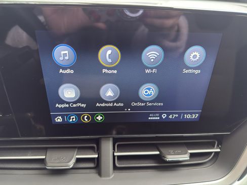 New 2026 Chevrolet Trax RS image 12