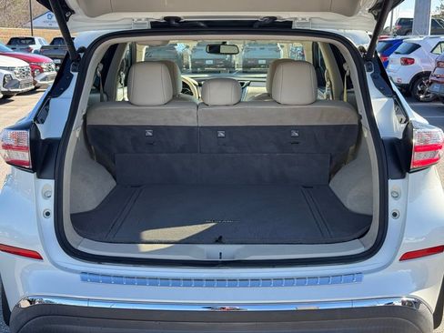 Used 2018 Nissan Murano SL image 16