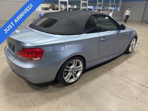 Used 2012 BMW 135i Convertible image 3
