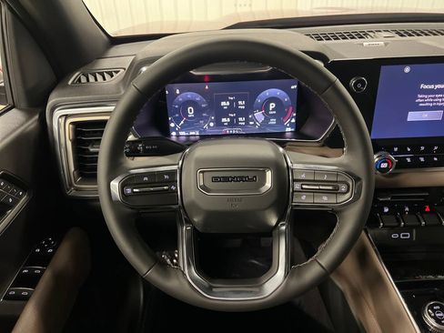New 2026 GMC Canyon Denali AWD/4WD image 19