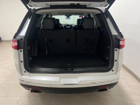 Used 2018 Chevrolet Traverse Premier image 19