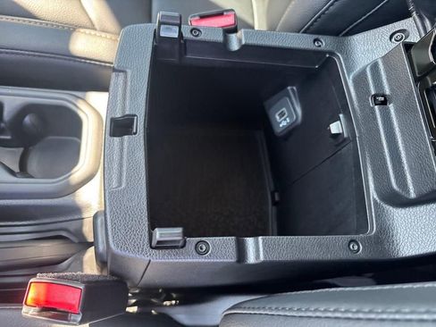 New 2025 Jeep Gladiator Sport image 28