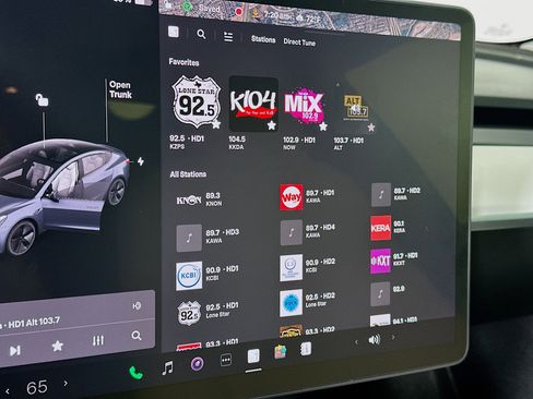 Used 2021 Tesla Model 3 Standard Range Plus image 18