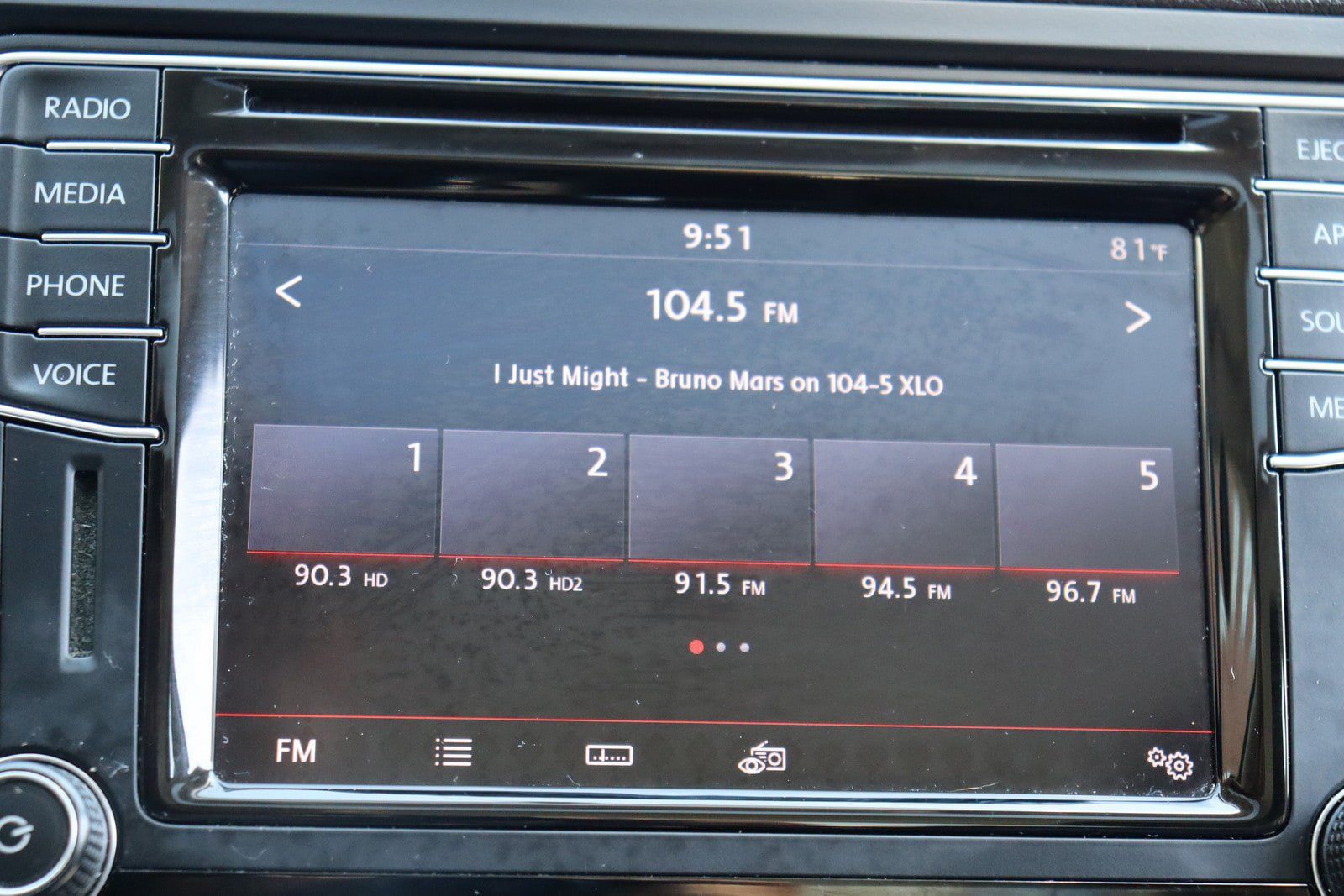 Used 2018 Volkswagen Jetta SE FWD image 22