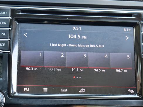 Used 2018 Volkswagen Jetta SE FWD image 22