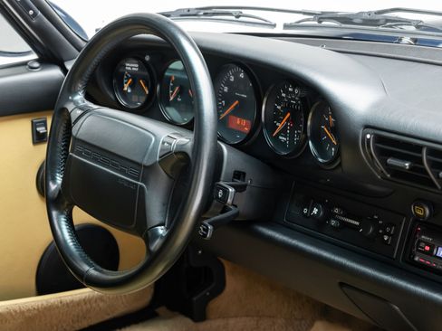 Used 1994 Porsche 911 Carrera 4 AWD/4WD image 16