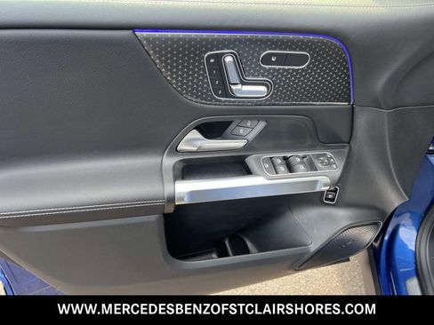 New 2026 Mercedes-Benz GLB 250 4MATIC image 14