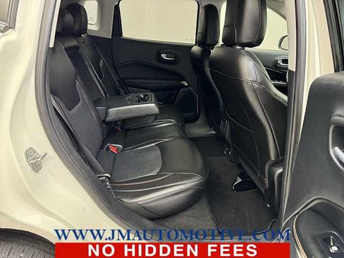 Used 2018 Jeep Compass Limited AWD/4WD image 17