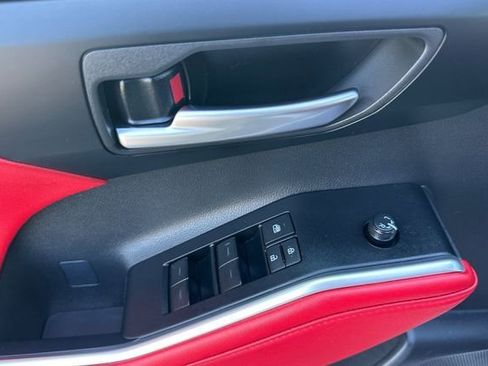 Certified 2025 Toyota Highlander XSE image 15