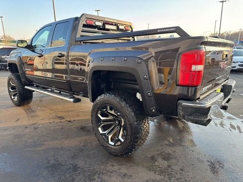 Used 2018 GMC Sierra 1500 SLE w/ SLE Value Package image 6