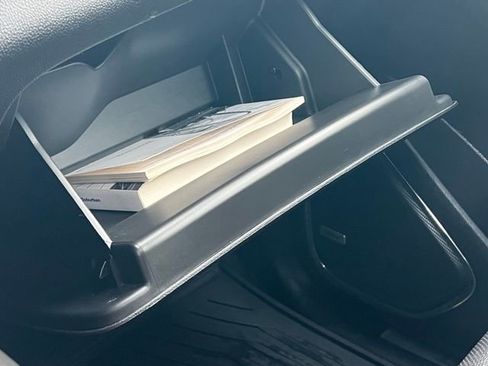 Used 2015 Chevrolet Tahoe LTZ image 41