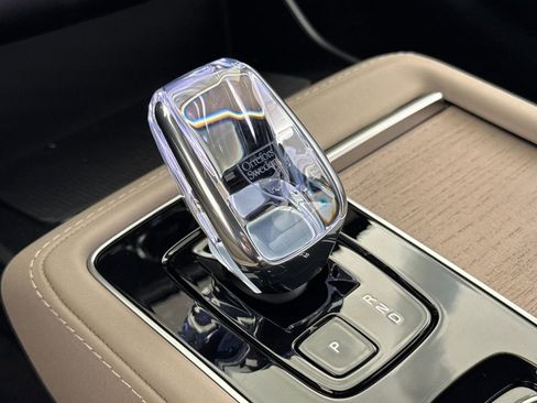 New 2026 Volvo XC90 T8 Ultra w/ Lounge Package image 22