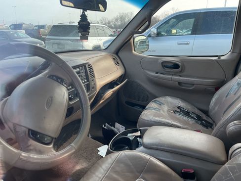 Used 1999 Ford F150 Lariat image 26