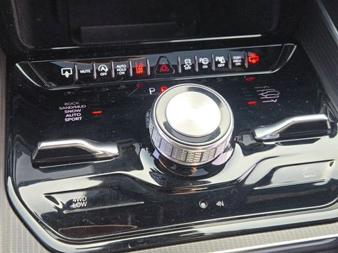 Used 2025 Jeep Grand Wagoneer Series III w/ Quick Order Packagew 28T image 33