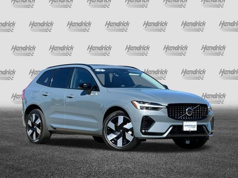 Used 2024 Volvo XC60 T8 Plus w/ Protection Package Premier AWD/4WD image 2