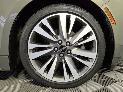 Used 2017 Lincoln MKZ Reserve w/ Climate Package image 11