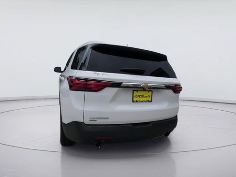Used 2024 Chevrolet Traverse LS w/ Safety Package FWD image 7