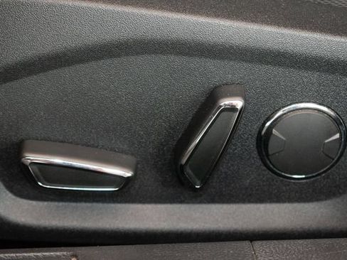 Used 2019 Ford Fusion SE w/ Equipment Group 151A FWD image 19