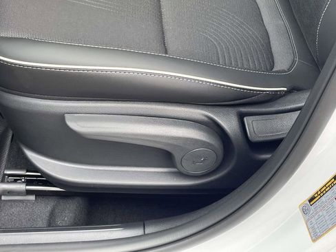 New 2026 Hyundai Venue SEL image 16