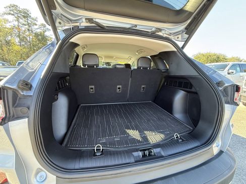 Certified 2022 Ford Escape Titanium w/ Titanium Elite Package image 28