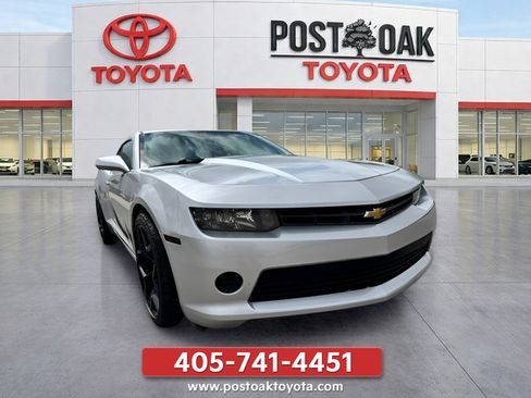 Used 2015 Chevrolet Camaro LS RWD image 5