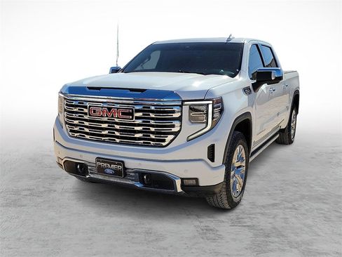 Used 2023 GMC Sierra 1500 Denali image 4