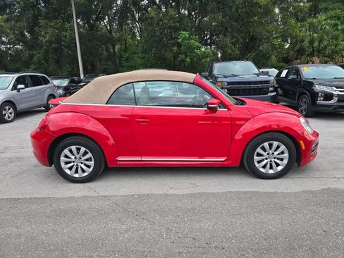 Used 2019 Volkswagen Beetle 2.0T S FWD image 3