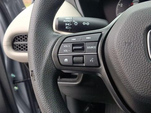 Used 2025 Honda HR-V LX image 21