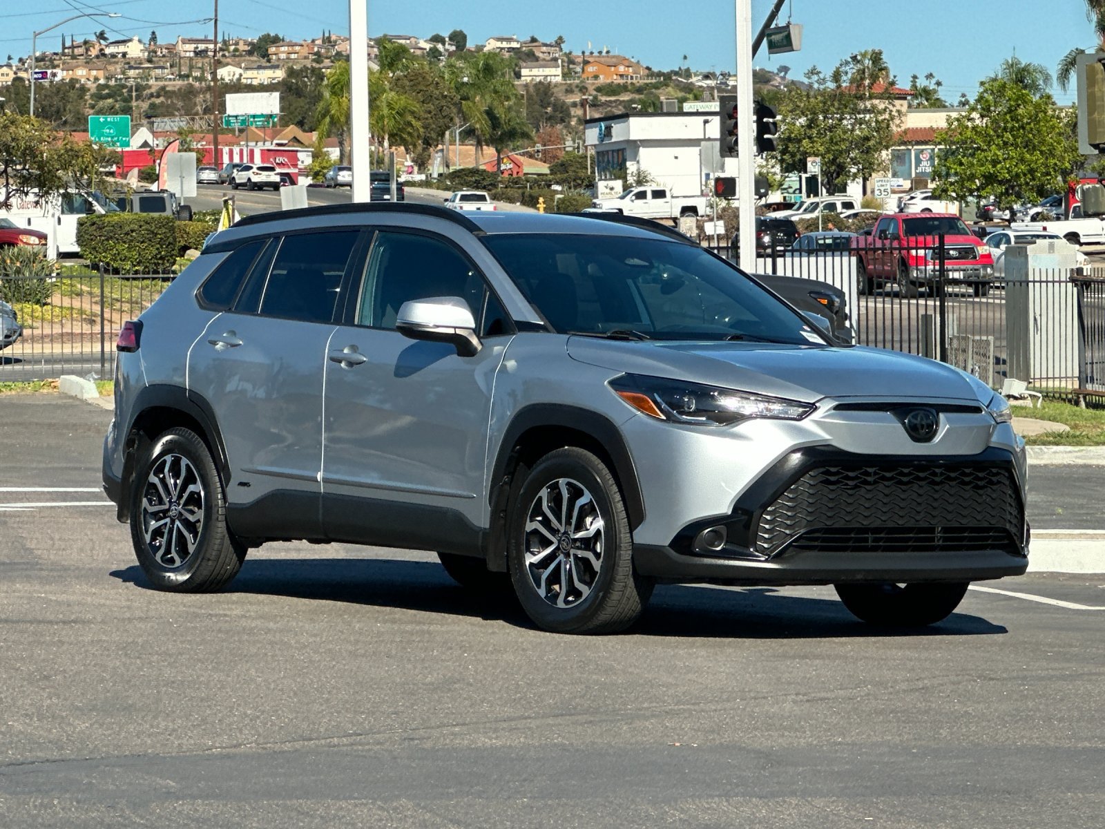 Used 2023 Toyota Corolla Cross AWD Hybrid image 8