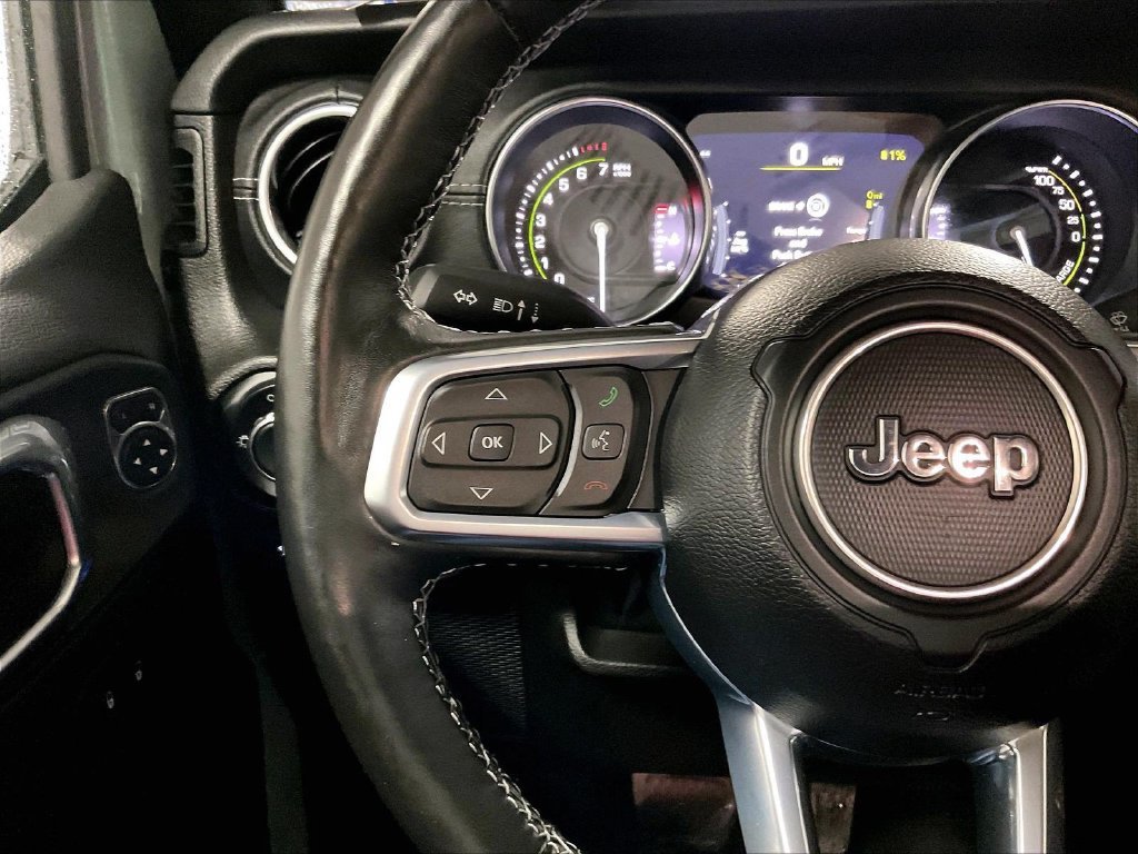 Used 2023 Jeep Wrangler Unlimited Sahara w/ Cold Weather Group AWD/4WD image 22
