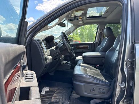 Used 2012 RAM 1500 Laramie AWD/4WD image 8