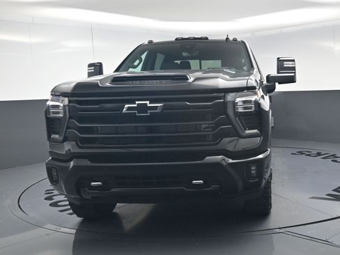 New 2026 Chevrolet Silverado 2500 High Country w/ High Country Premium Package AWD/4WD image 5