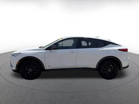 Used 2025 Buick Envista Sport Touring image 8