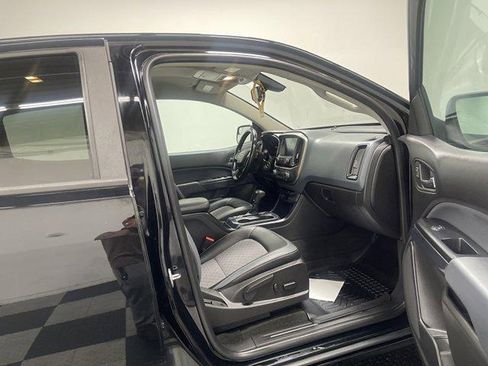 Used 2018 Chevrolet Colorado Z71 w/ Z71 Midnight Edition AWD/4WD image 18