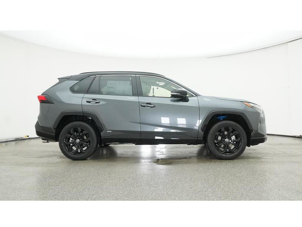 Used 2024 Toyota RAV4 XSE w/ Advanced Technology Package AWD/4WD image 33