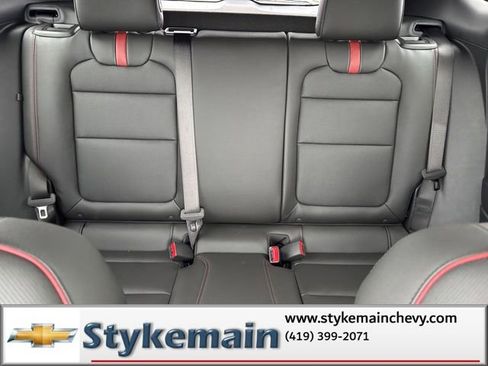 New 2026 Chevrolet Trax RS w/ Sunroof Package image 40