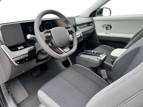 New 2025 Hyundai Ioniq 5 SE image 14