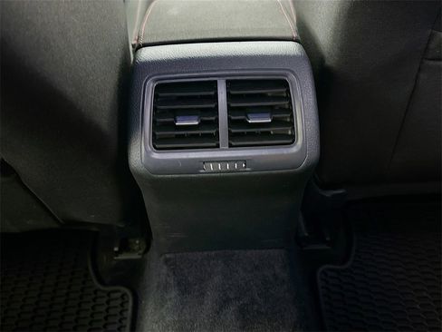 Used 2016 Volkswagen GTI S image 28